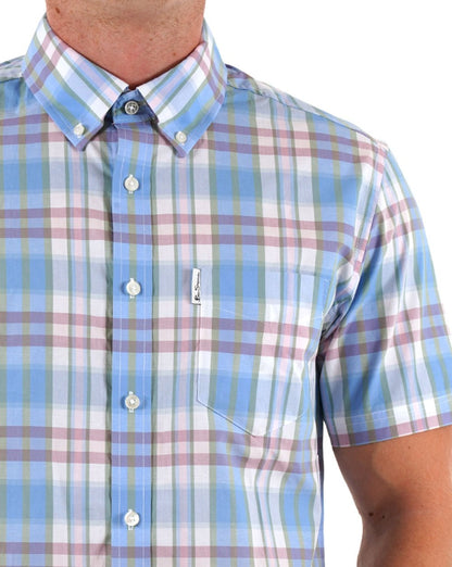 Ben Sherman – Kurzarm-Hemd mit unregelmäßigem Karomuster, Gletscher