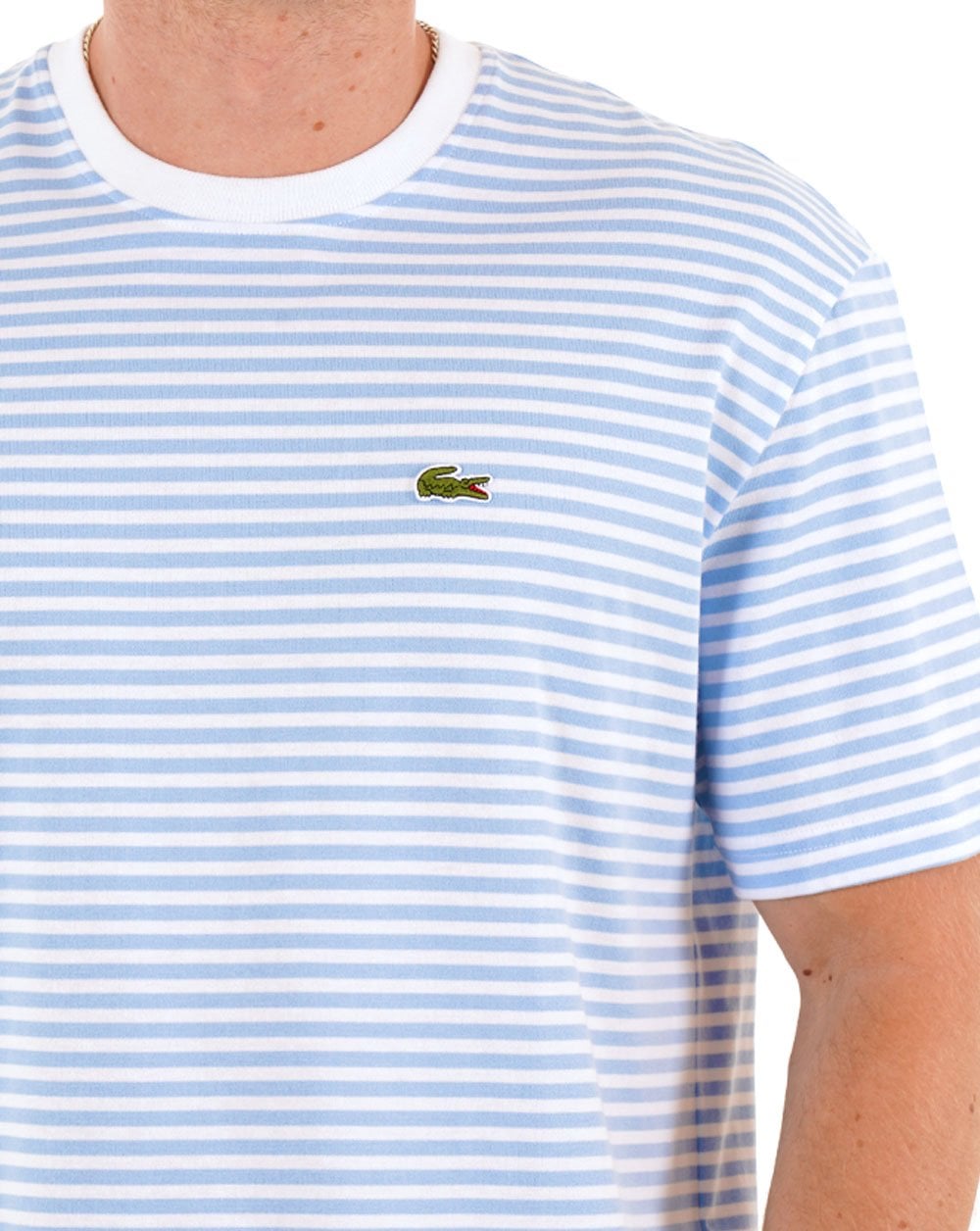 Lacoste – Gestreiftes T-Shirt aus schwerer Baumwolle, Weiß/Himmelblau