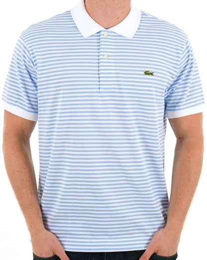 Lacoste – Poloshirt mit feinen Streifen, Weiß/Himmelblau
