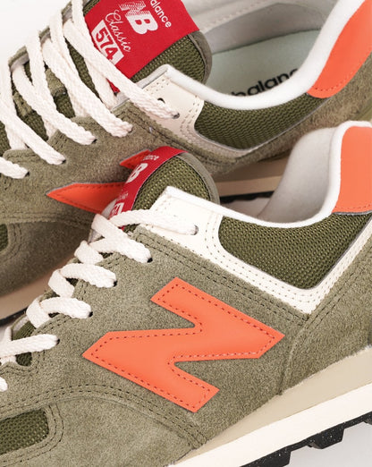 New Balance Classic 574 Sneaker Dunkel Olivin/Flare