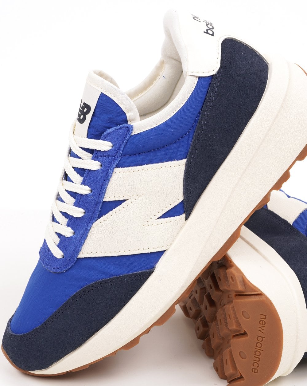 New Balance 370 Sneaker Blau/Meersalz