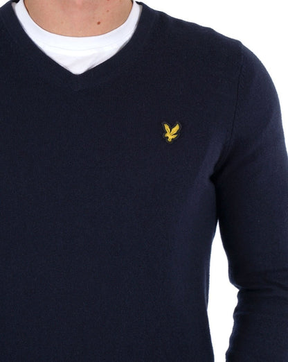 Lyle & Scott Baumwoll-Merino-Pullover mit V-Ausschnitt, Dunkelblau
