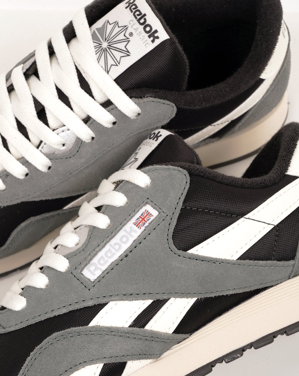 Reebok Classic Nylon-Sneaker, gewaschenes Schwarz/Dunkelgrau/Kreide