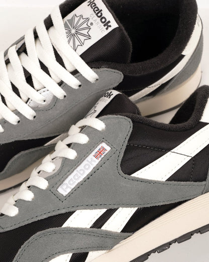 Reebok Classic Nylon-Sneaker, gewaschenes Schwarz/Dunkelgrau/Kreide
