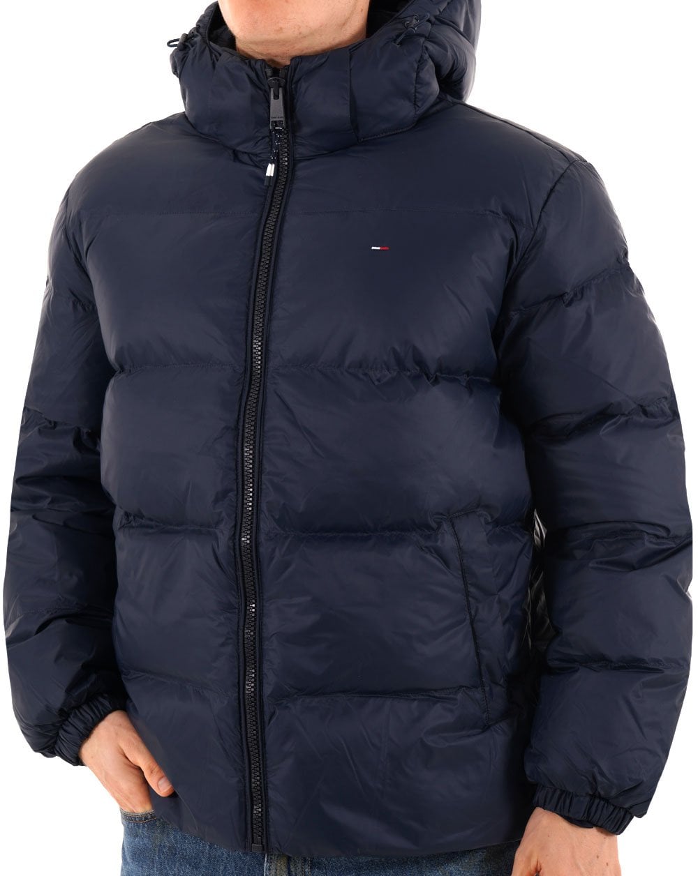 Tommy Jeans – Wasserabweisende Daunenjacke in Marineblau