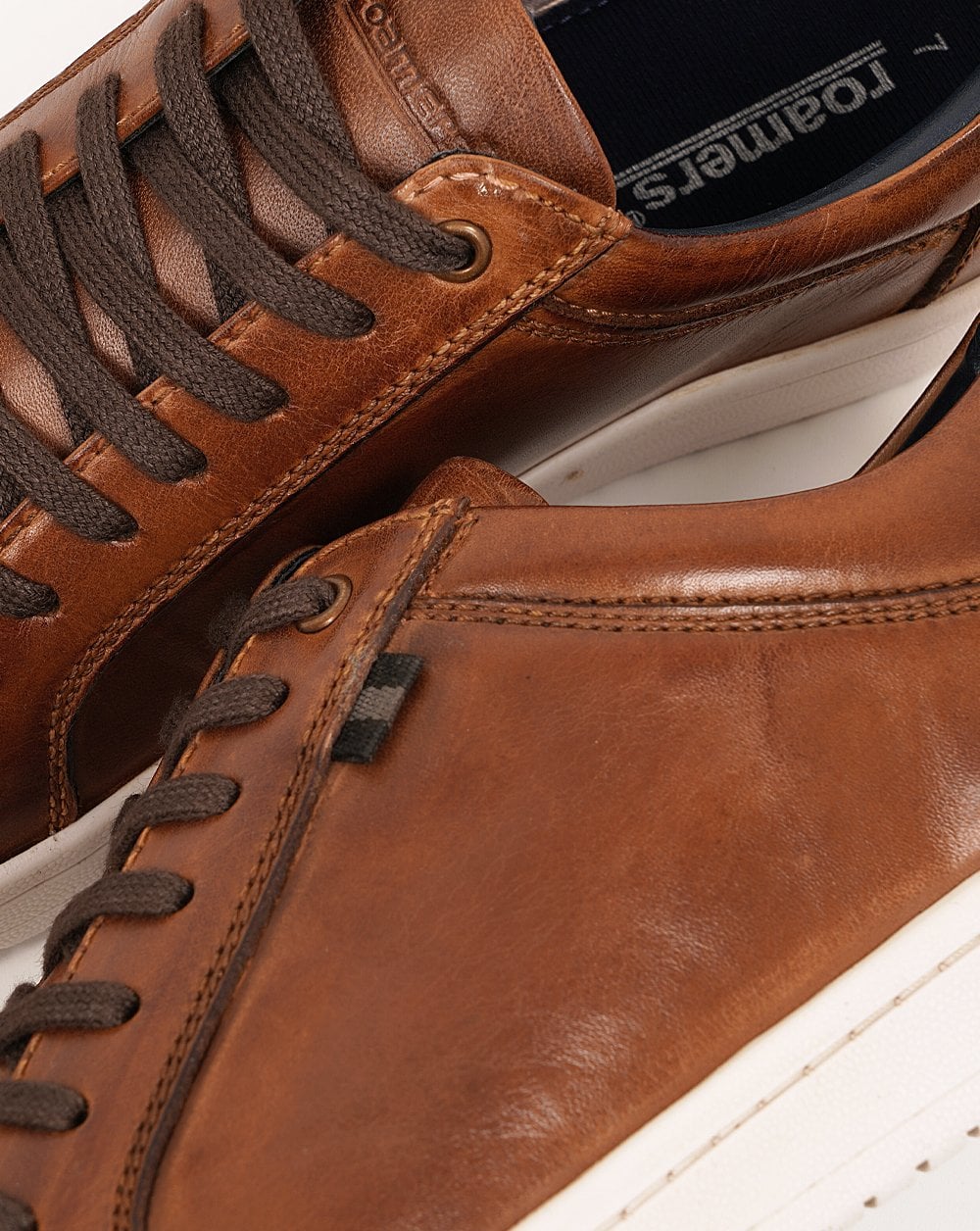 Roamers 7-Loch-Sneaker, hellbraun