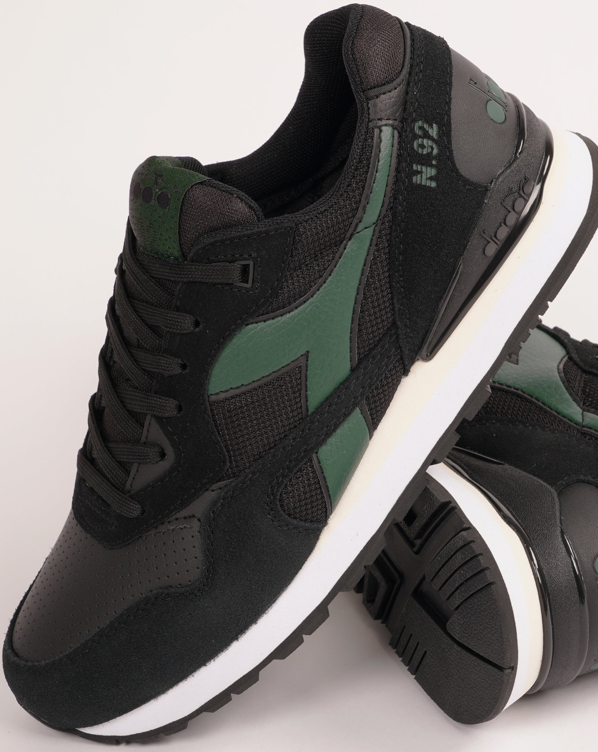 Diadora N92 Advance Trainers Black/Pine Needle