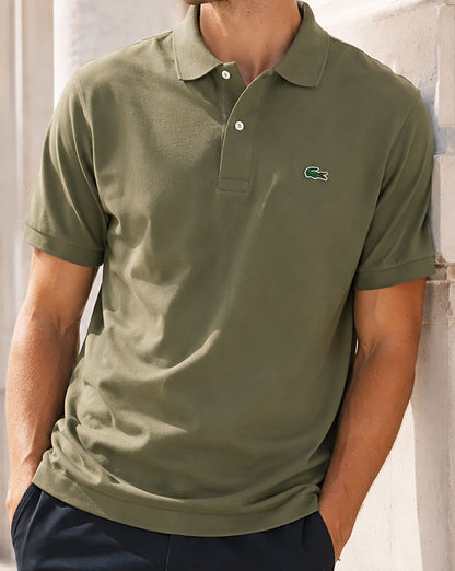 Lacoste – Klassisches Poloshirt in Khakigrün