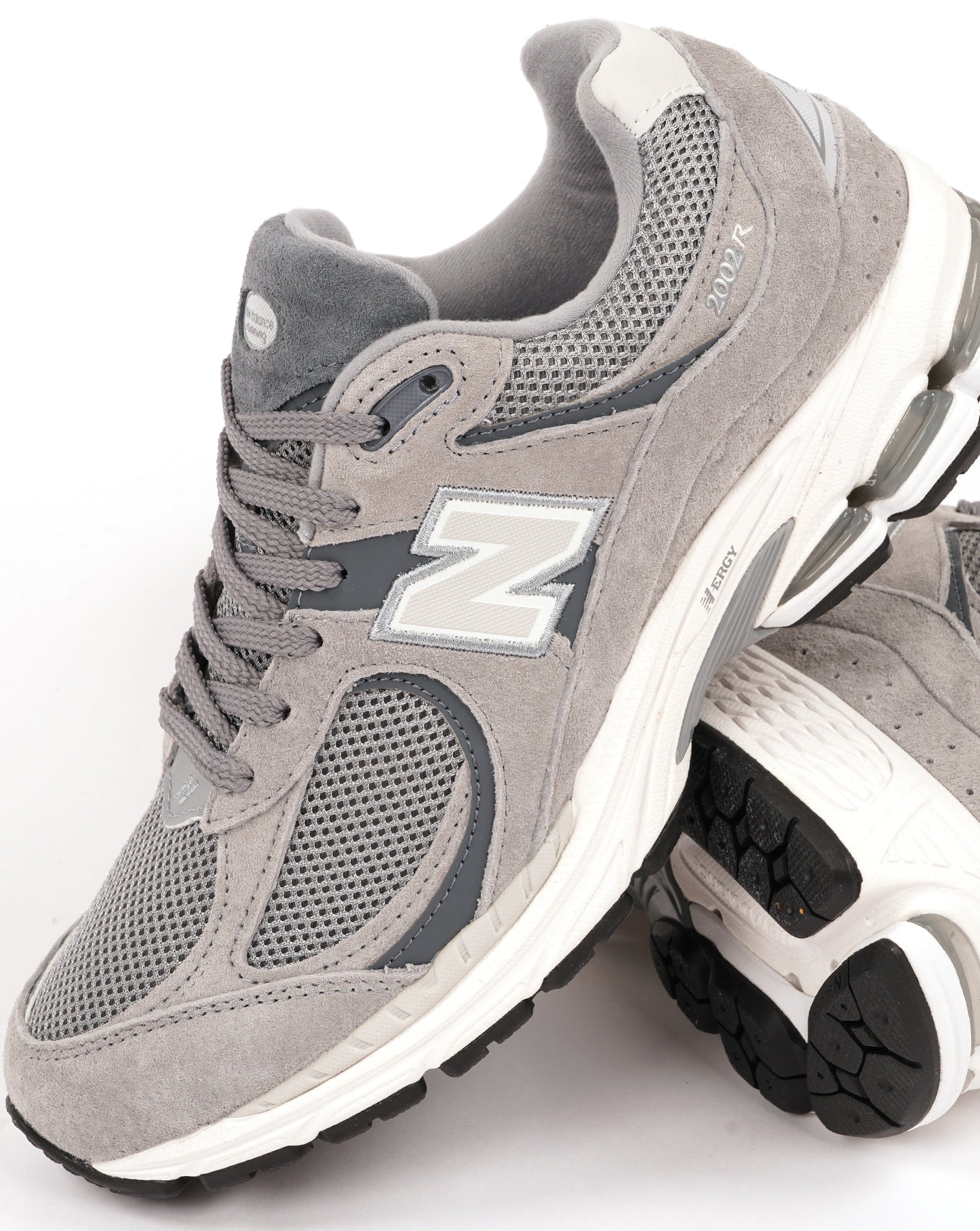 New Balance 2002R Trainers Steel/Lead/Orca