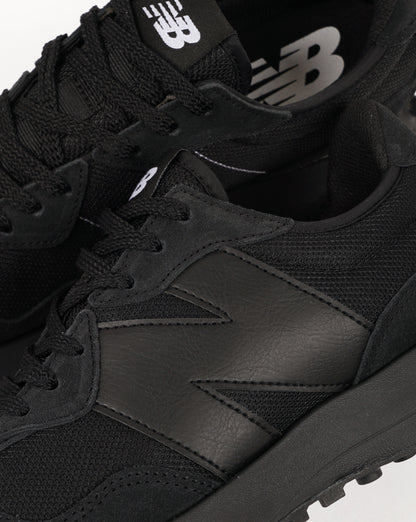 New Balance 327 Trainers Black/Black