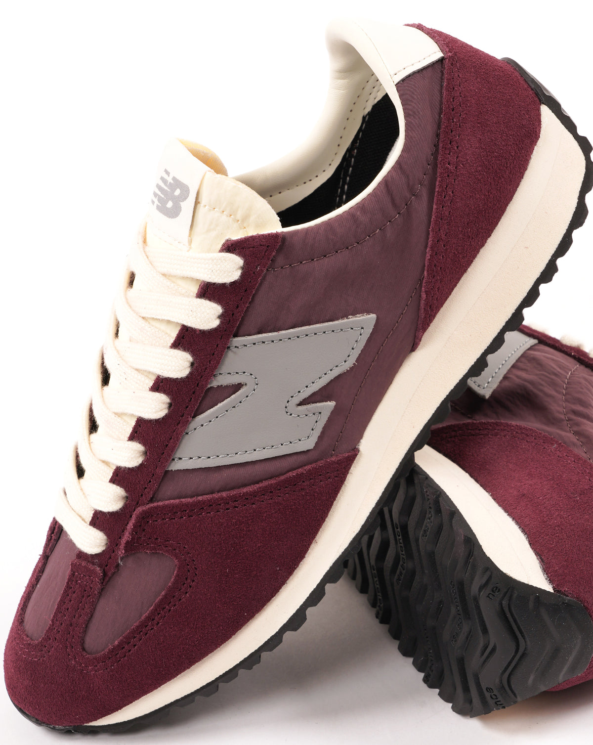 New Balance 471 Trainers Mulled Wine