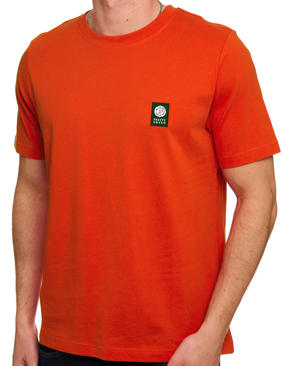 Hübsches grünes Sinclair-T-Shirt, leuchtend rot