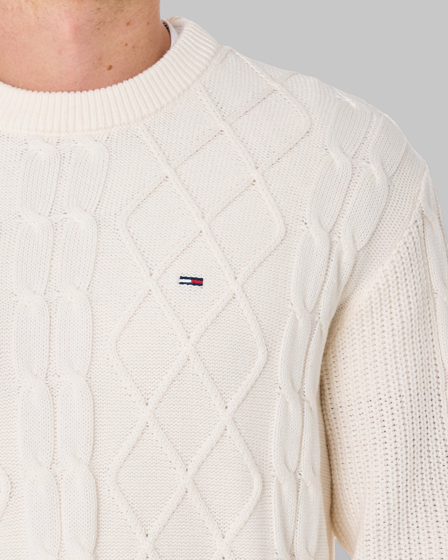 Tommy Jeans Flag Cable Knit Jumper Off White