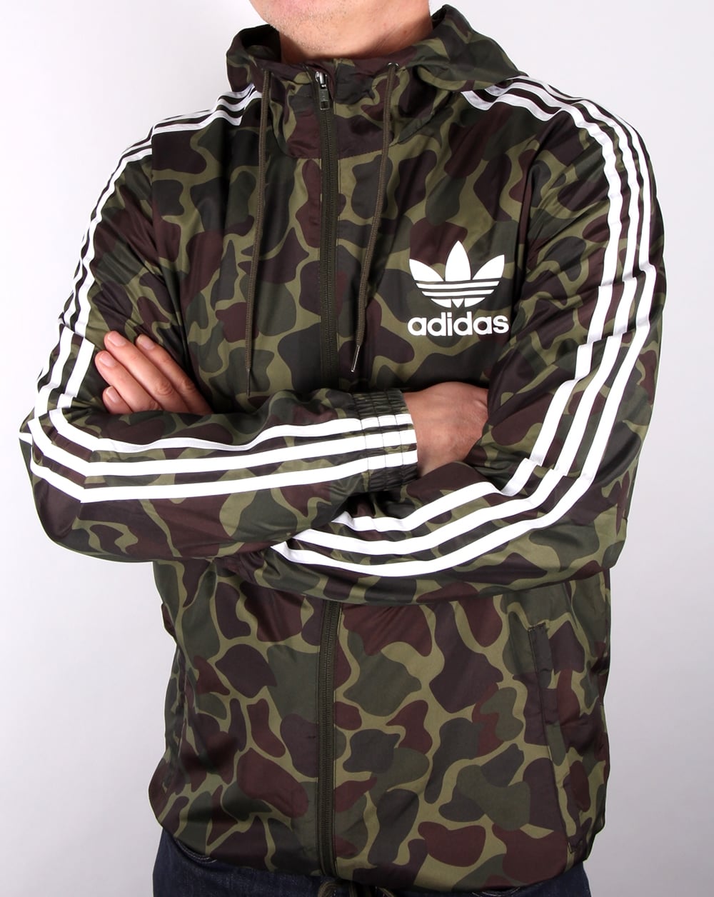 Adidas Originals – Windjacke in Camouflage
