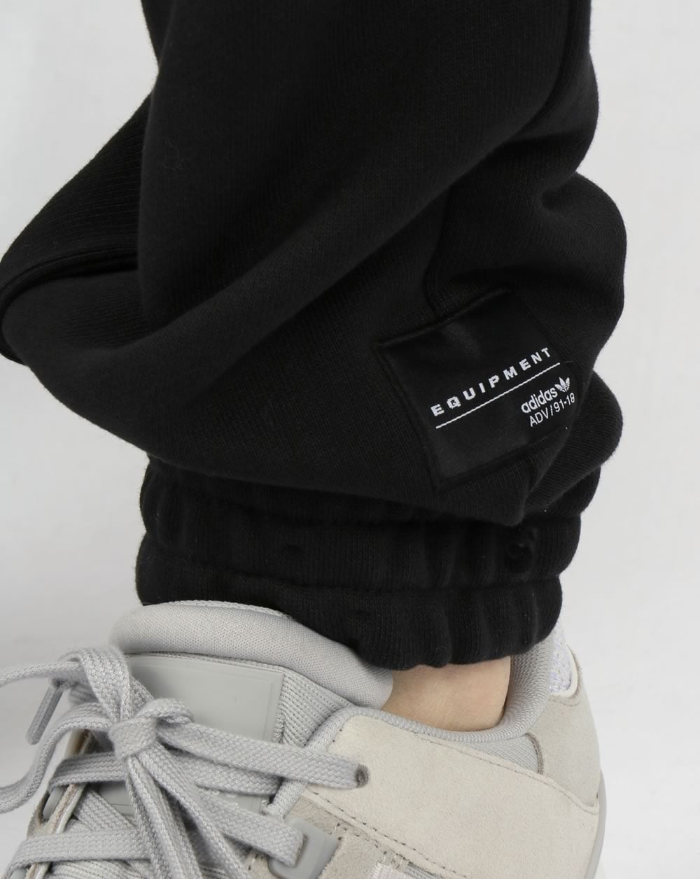 Adidas Originals – EQT – Strick-Trainingshose in Schwarz