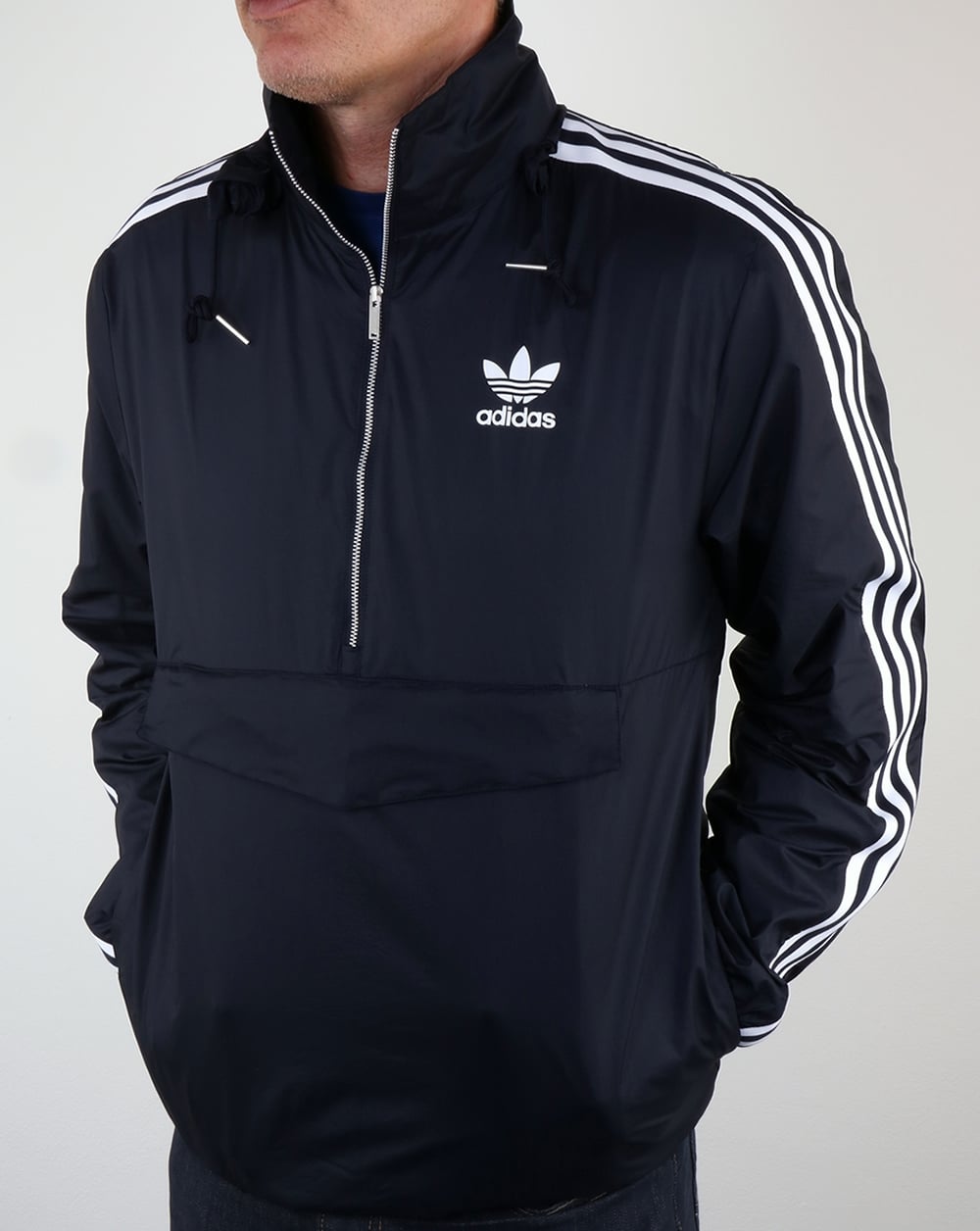 Adidas Originals – Marineblaue Beuteltasche mit halbem Reißverschluss