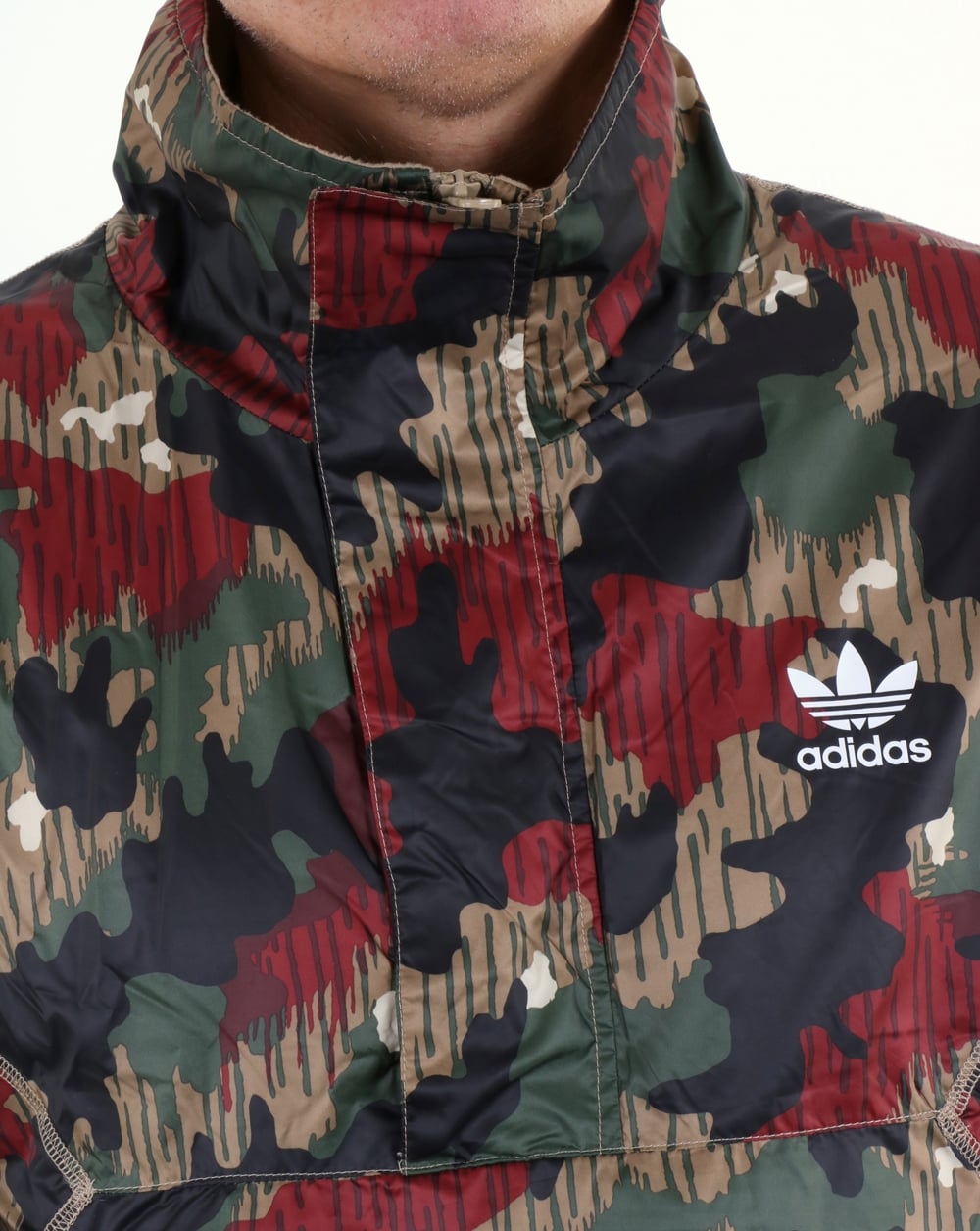 Adidas Originals – Pharrell Williams HU – Wander-Windjacke mit halbem Reißverschluss und Camouflage-Muster