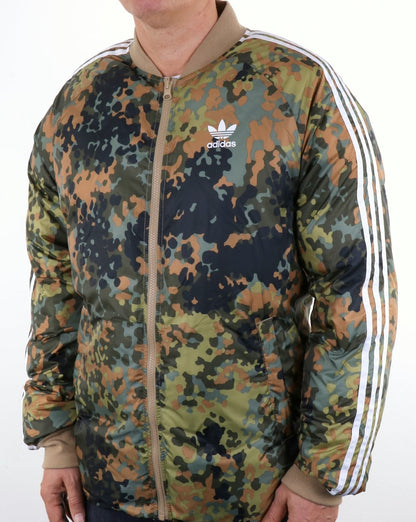Adidas Originals Pharrell Williams Hu Hiking SST Winterjacke Camo