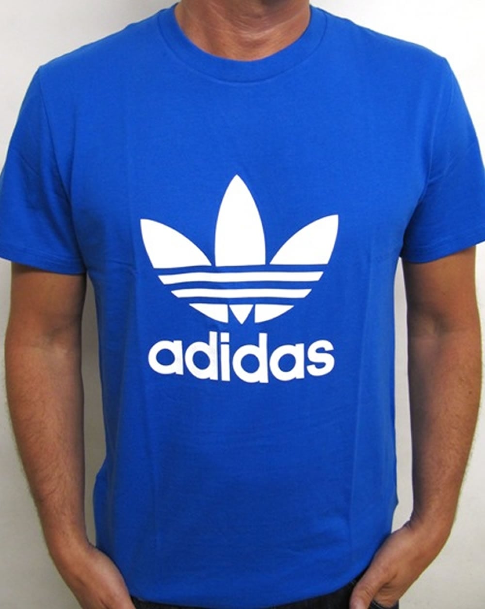 Adidas Originals – T-Shirt mit Trefoil-Logo in Blau