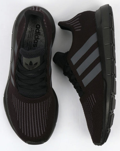 Adidas Swift Run Sneaker Schwarz