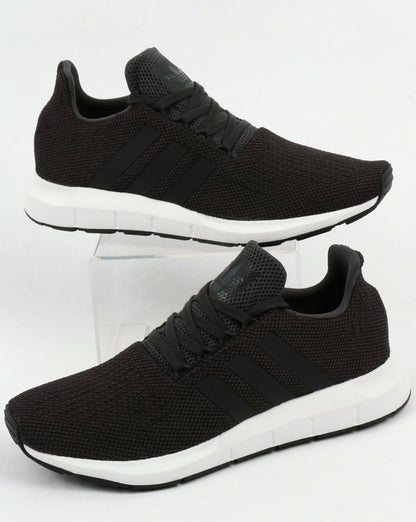 Adidas Swift Run Turnschuhe Carbon/Schwarz/Grau