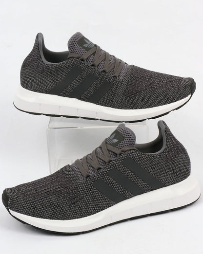 Adidas Swift Run Turnschuhe Grau/Schwarz