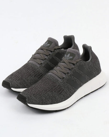 Adidas Swift Run Turnschuhe Grau/Schwarz