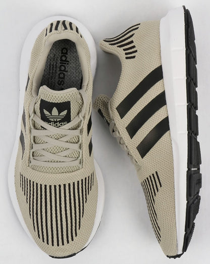 Adidas Swift Run Sneakers Sesam/Schwarz/Weiß