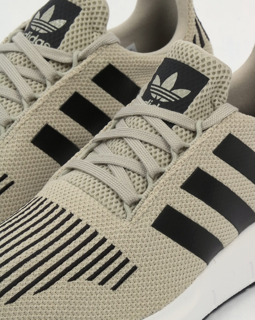 Adidas Swift Run Sneakers Sesam/Schwarz/Weiß