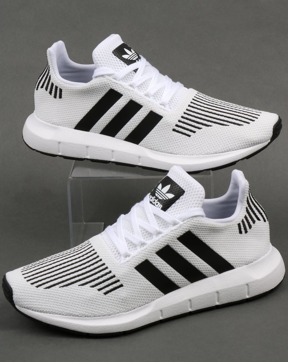 Adidas Swift Run Turnschuhe Weiß/Schwarz/Grau