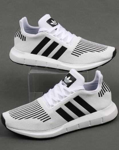 Adidas Swift Run Turnschuhe Weiß/Schwarz/Grau