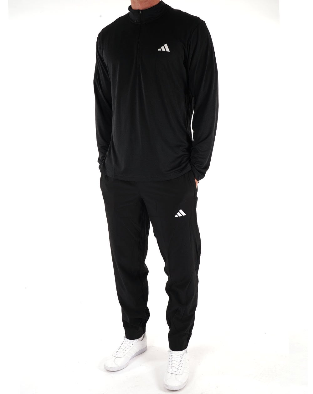 Adidas Training Essentials Trainingshose Schwarz/Weiß