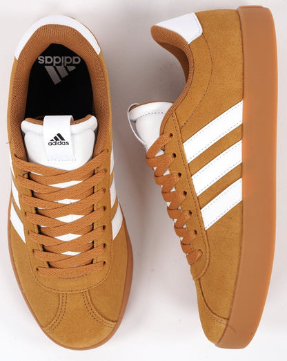 Adidas VL Court Trainers Mesa Tan Weiß mit Gummi