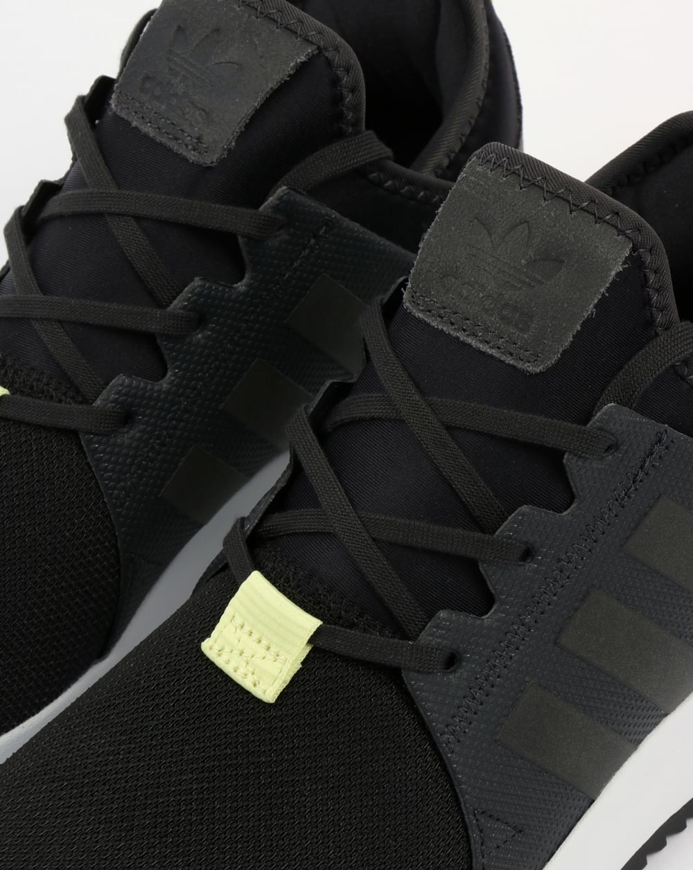 Adidas XPLR Sneaker Carbon/Schwarz/Weiß