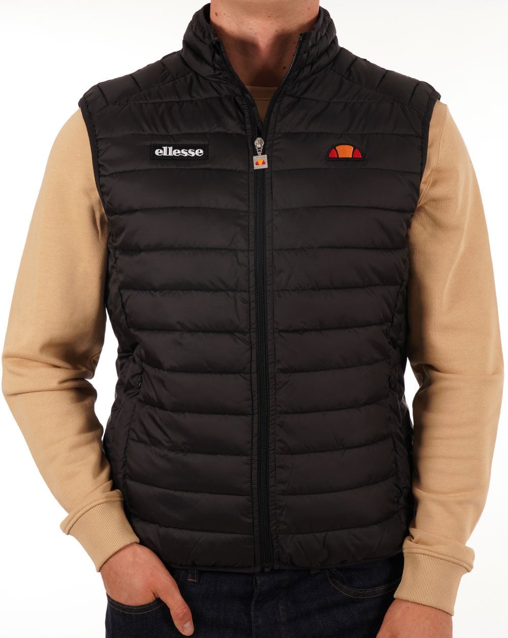 Ellesse – Bardy – Wattierte Weste in Schwarz