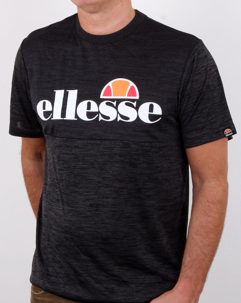 Ellesse – Canzi – T-Shirt in Schwarzmeliert