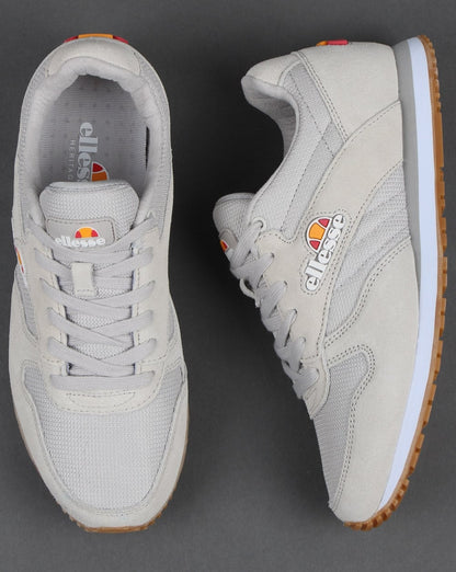 Ellesse – City Runner – Sneaker in weichem Grau/Gummi
