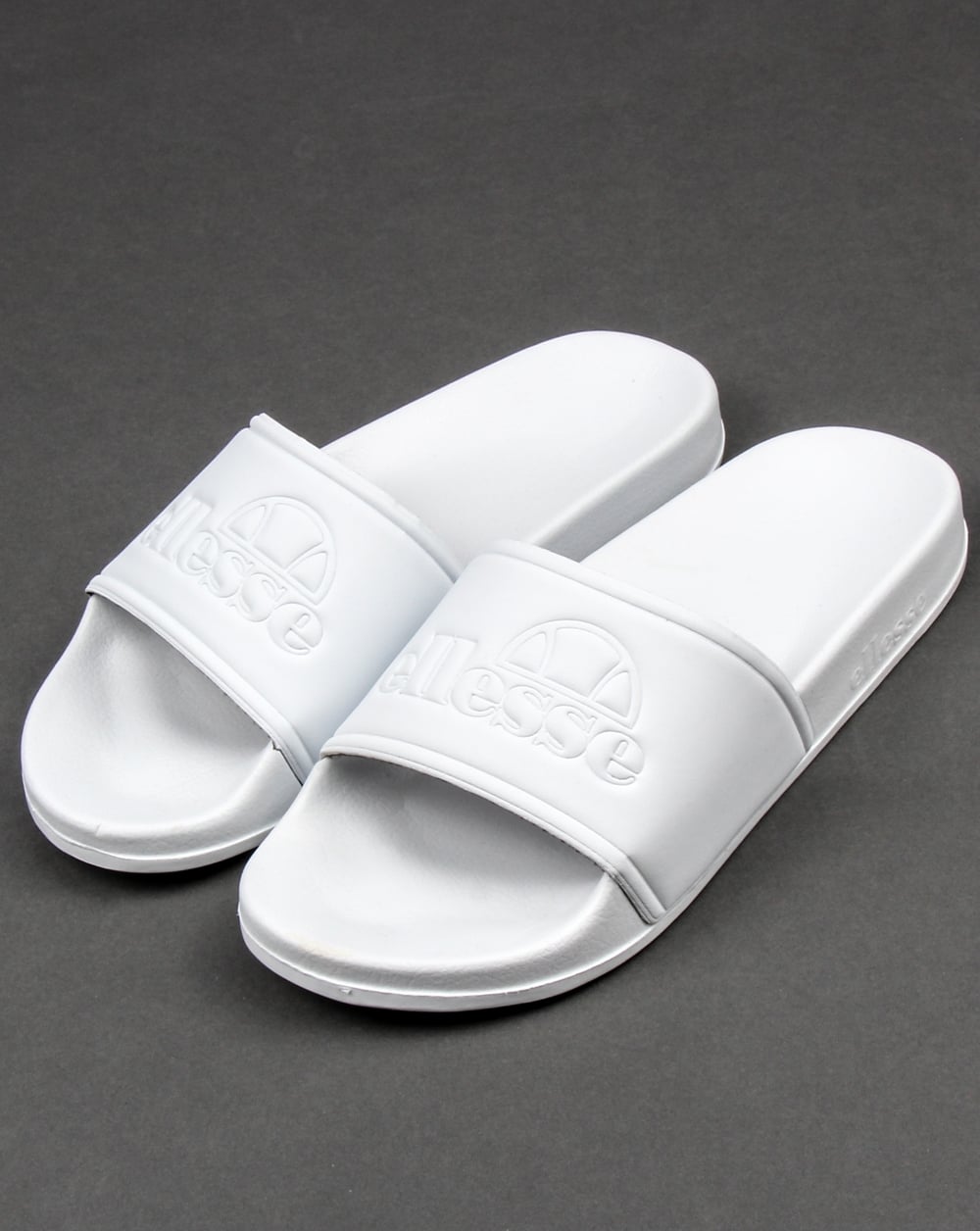 Ellesse – Fillipo – Slider in Weiß-Mono