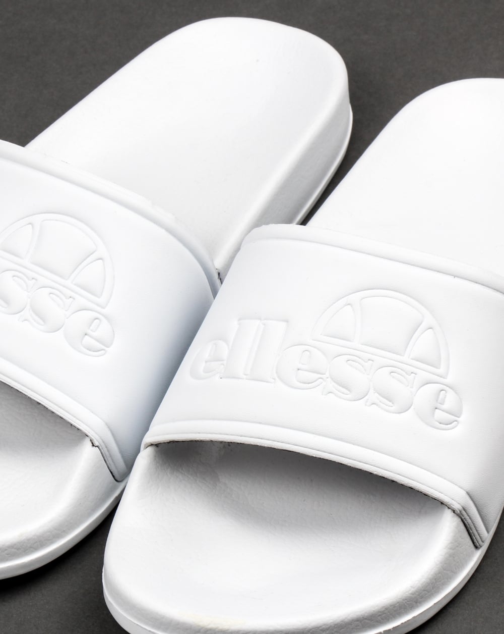 Ellesse – Fillipo – Slider in Weiß-Mono