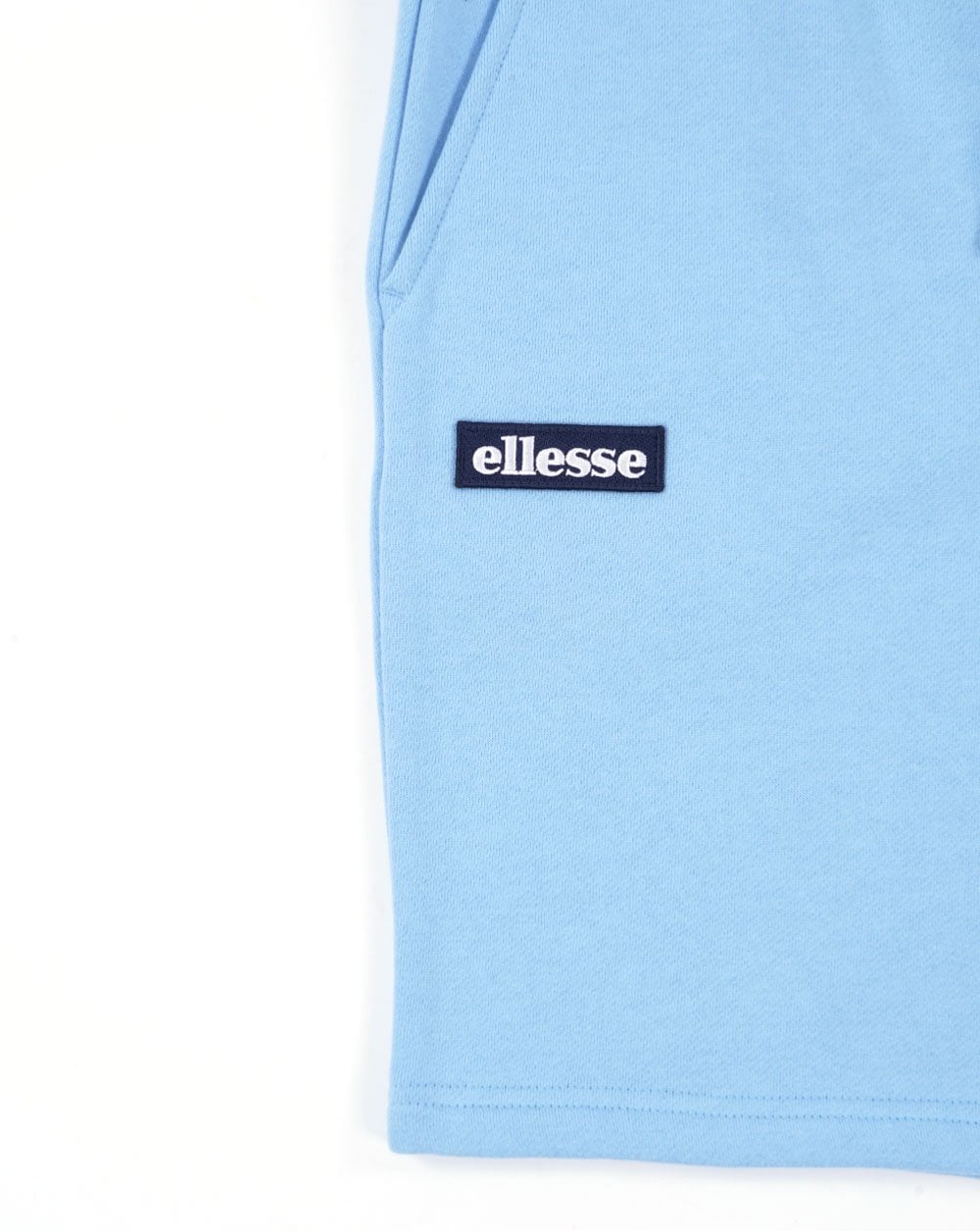 Ellesse – Freizeit-Shorts in Himmelblau