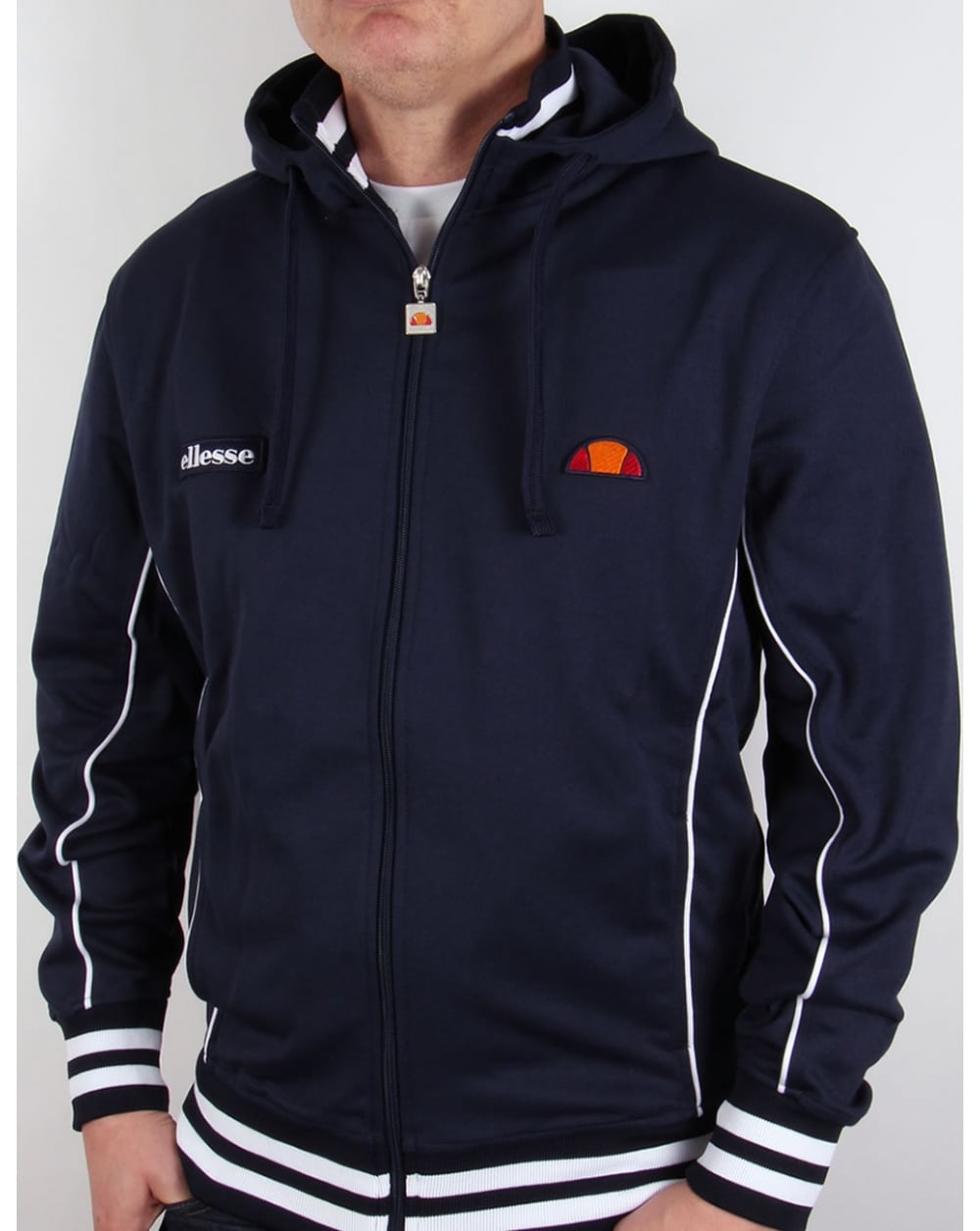 Ellesse – Milan – Trainingsjacke mit Kapuze in Marineblau