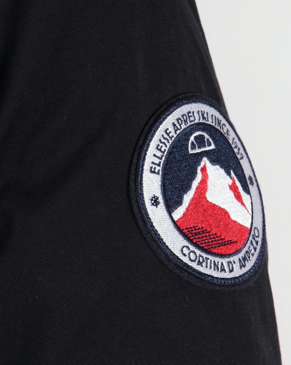 Ellesse – Mont – Schwarze Jacke mit Viertelreißverschluss