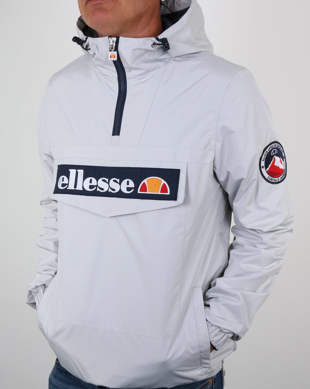 Ellesse – Überziehjacke mit Viertelreißverschluss, Hellgrau