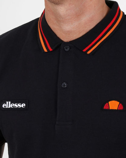 Ellesse – Rimini – Poloshirt mit Zierstreifen in Schwarz