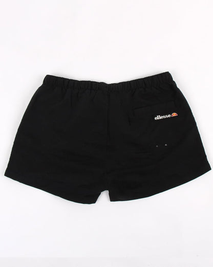 Ellesse – Scorfano – Badeshorts in Schwarz