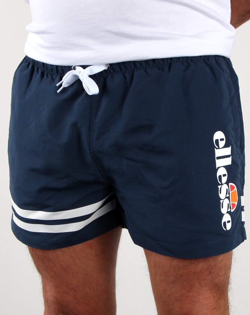 Ellesse – Tronto – Badeshorts in Marineblau