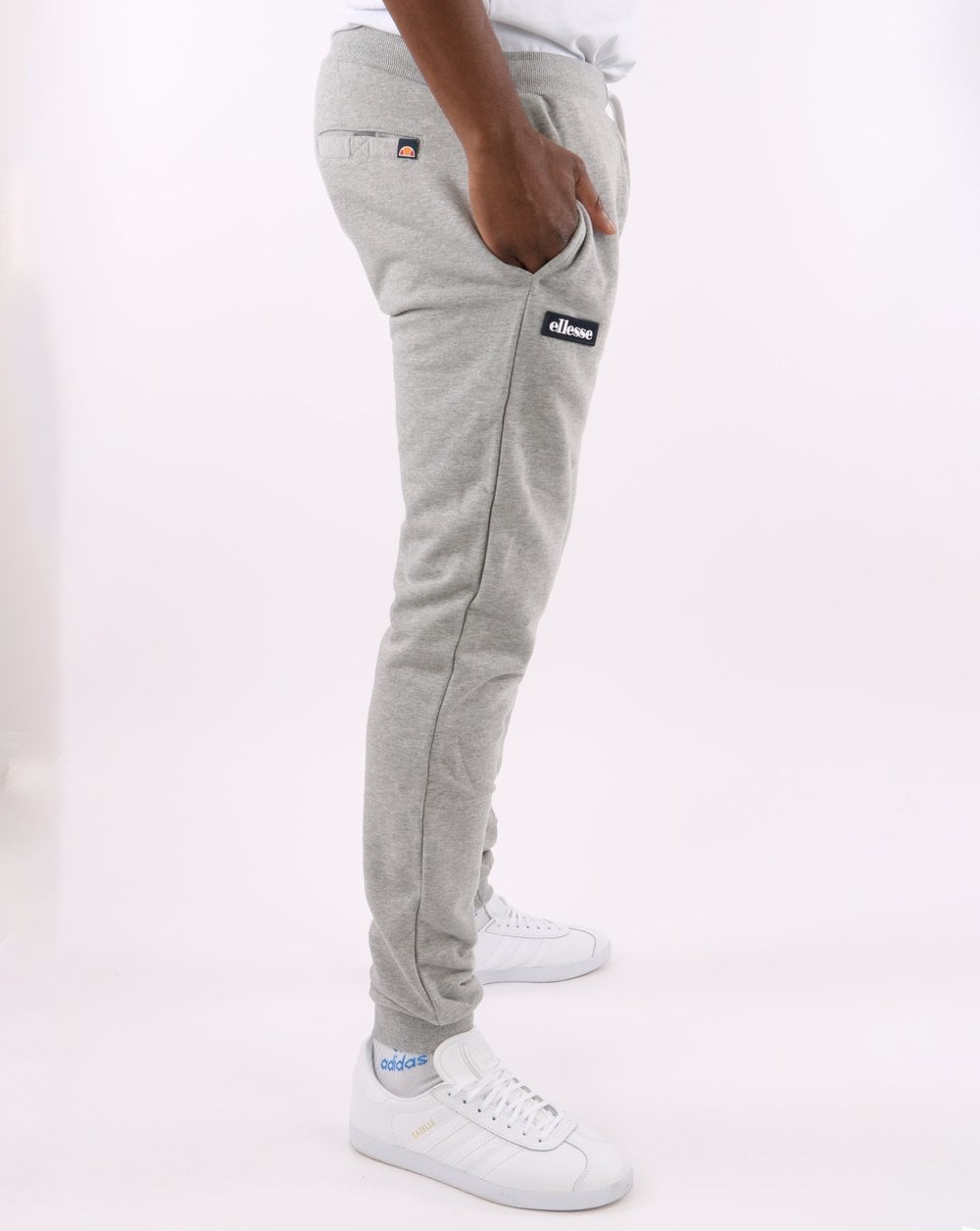 Ellesse – Jogginghose mit Twin Badge, Grau meliert