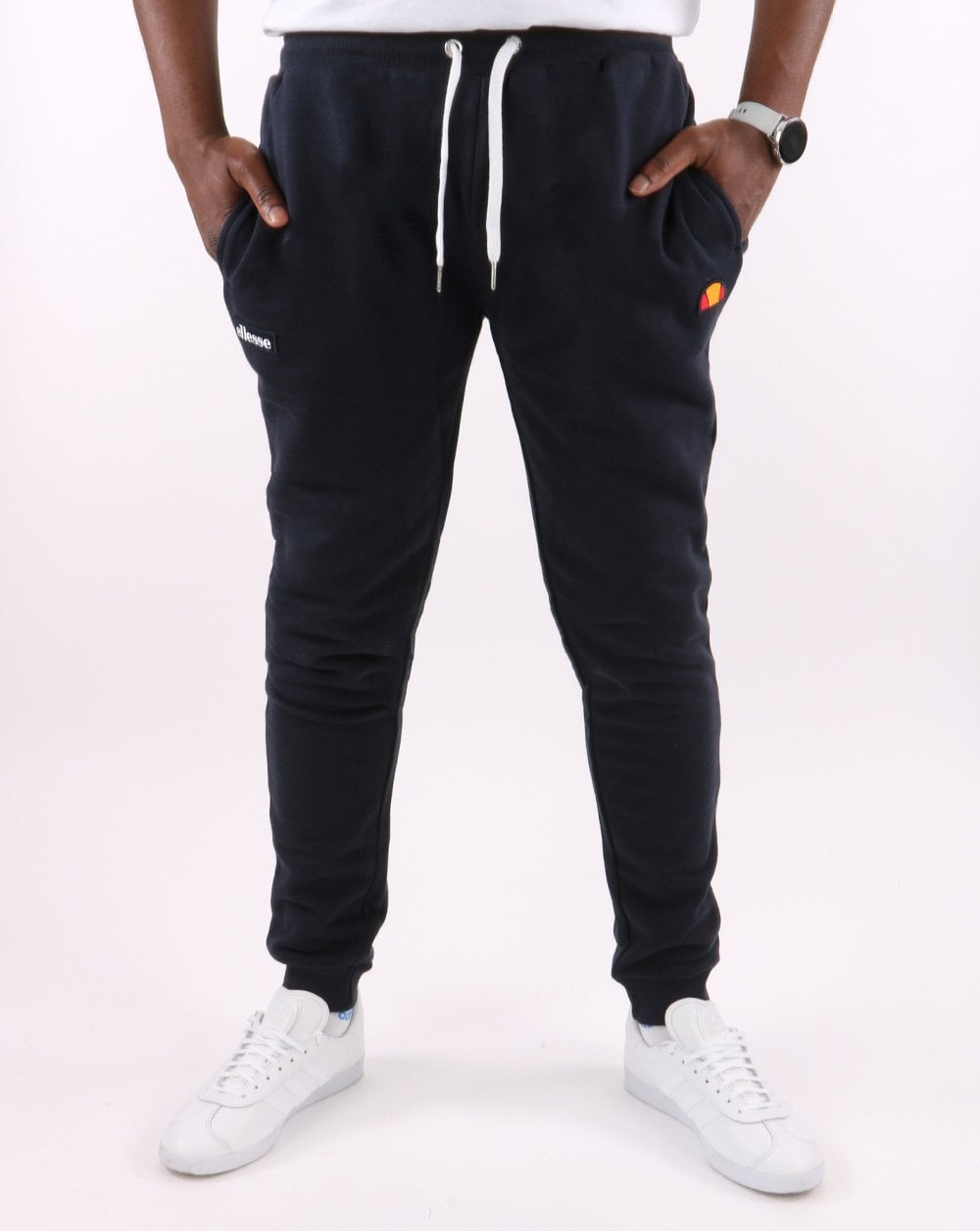 Ellesse – Jogginghose mit Twin-Badge in Marineblau