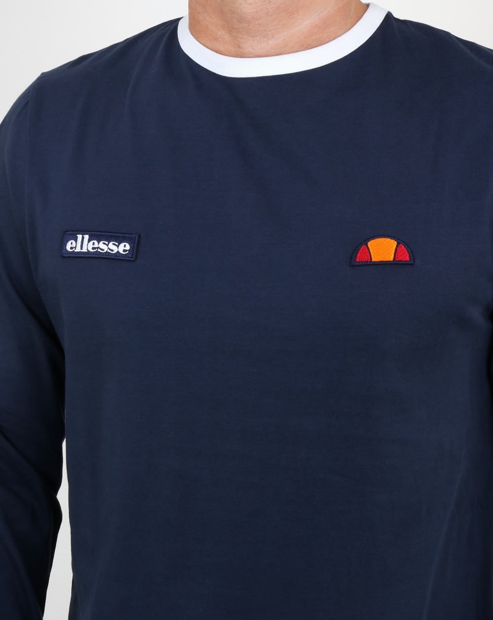 Ellesse – Ringer-T-Shirt mit Twin-Badge und langen Ärmeln, Marineblau