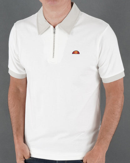Ellesse – Poloshirt mit Reißverschluss in Creme